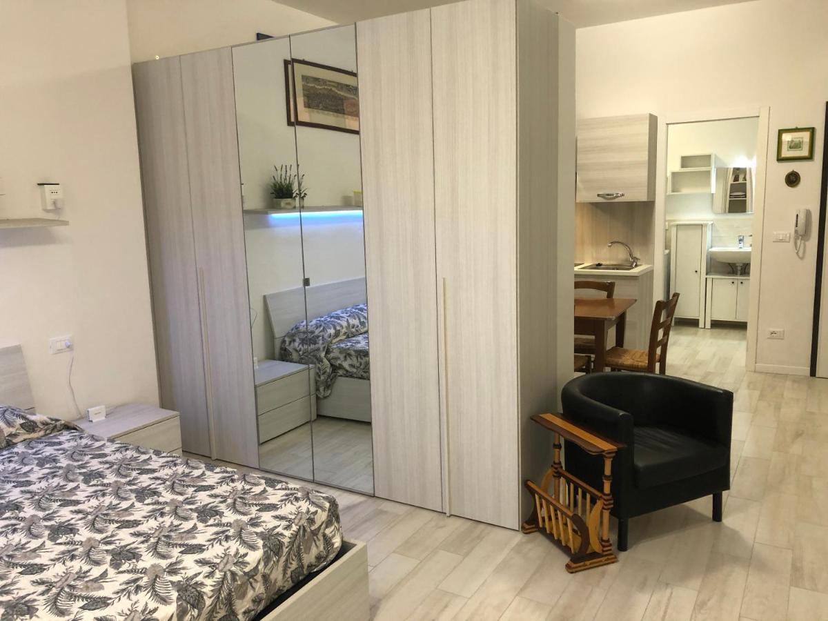 Appartamento House Apartment Tabe Centro ボローニャ エクステリア 写真