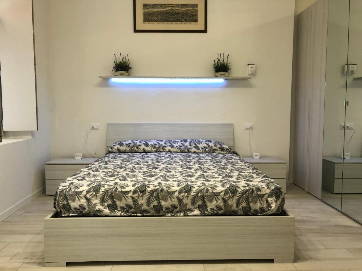 Appartamento House Apartment Tabe Centro ボローニャ エクステリア 写真