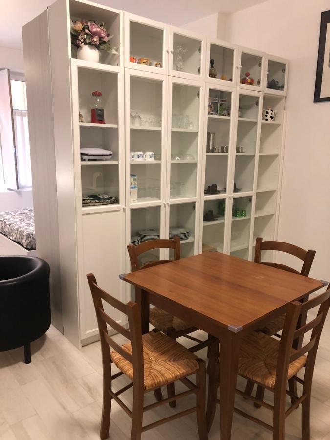 Appartamento House Apartment Tabe Centro ボローニャ エクステリア 写真