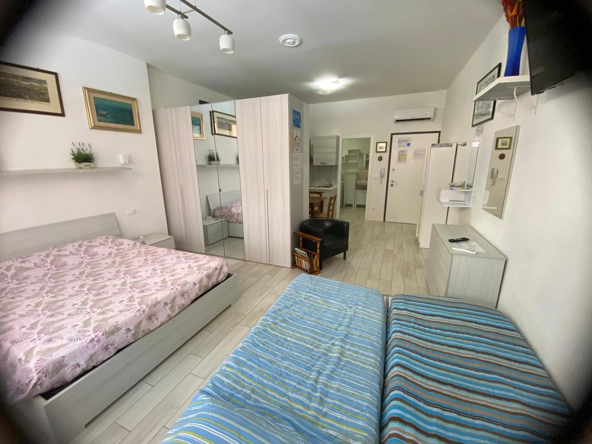 Appartamento House Apartment Tabe Centro ボローニャ エクステリア 写真