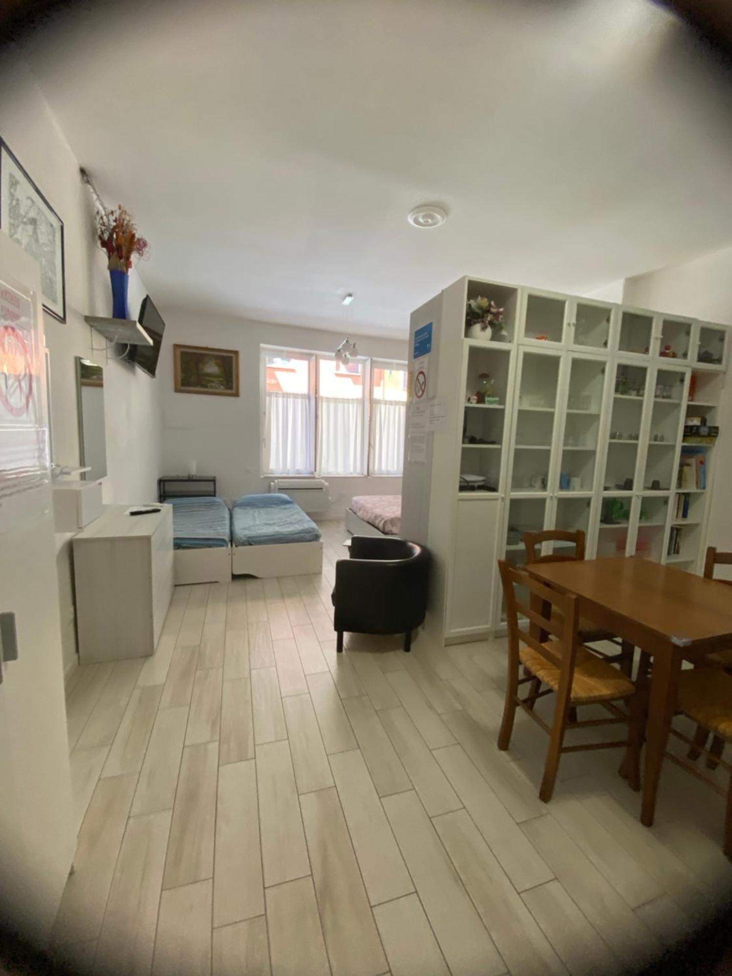 Appartamento House Apartment Tabe Centro ボローニャ エクステリア 写真